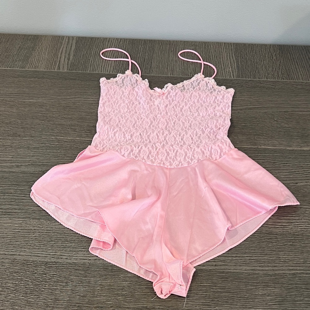 Pink Lace Women's Sleepwear